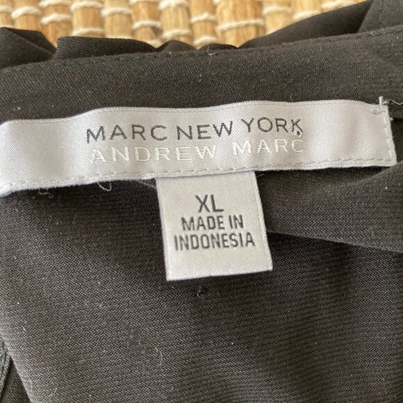 Marc New York Andrew Marc Black Sleeveless Shell with Gold Chain Neckline XL - Picture 3 of 5